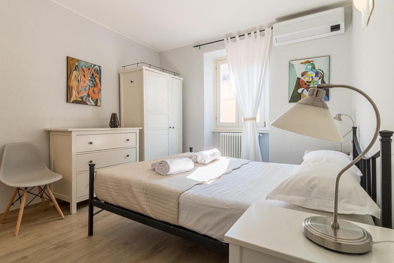 Apartment Delle Rose - Menaggio Bagian luar foto